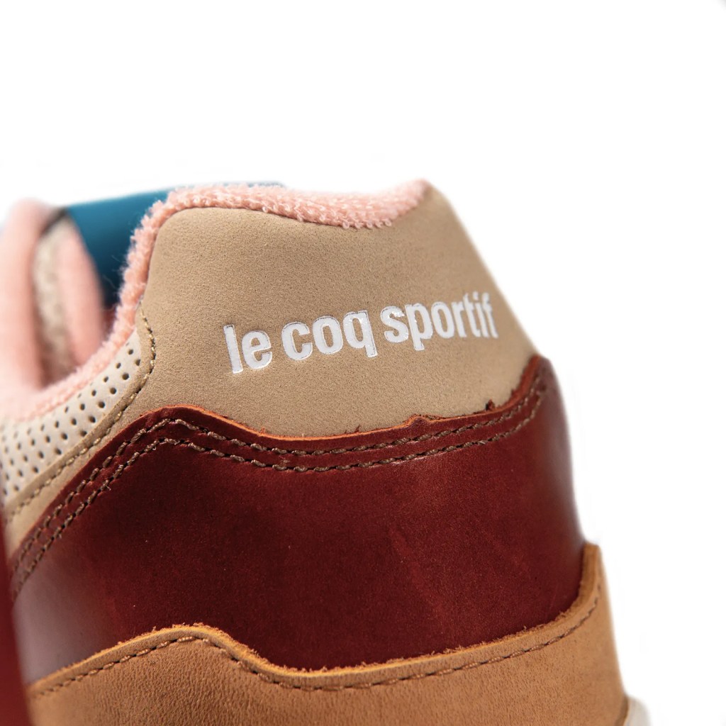 le talon de la paire de sneakers LCS R800 x Sneakers 76