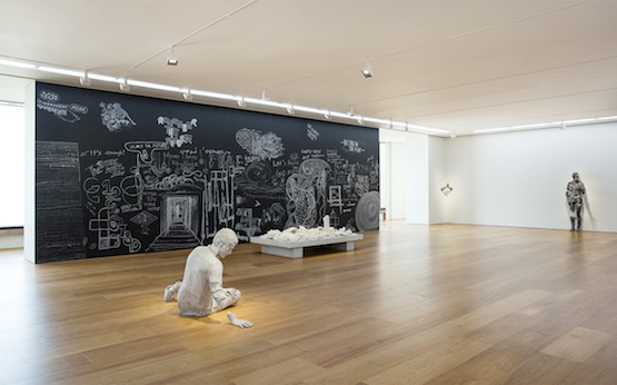 photo d l'exposition de Daniel Arsham