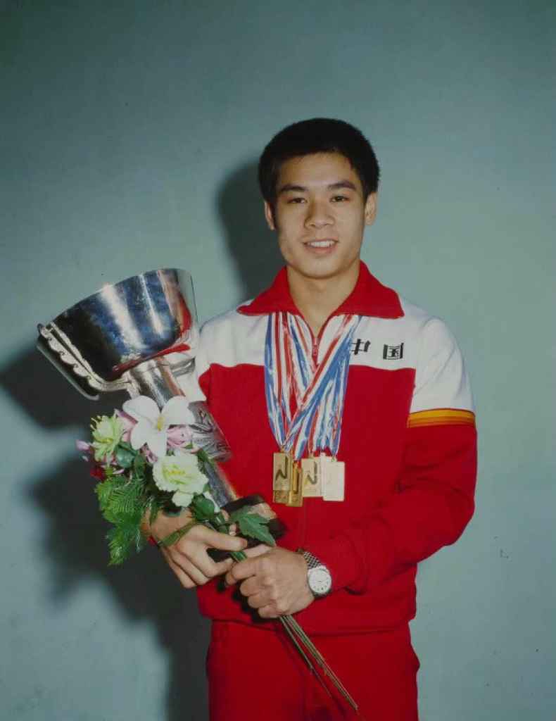 Monsieur Li Ning et ses médailles olympiques