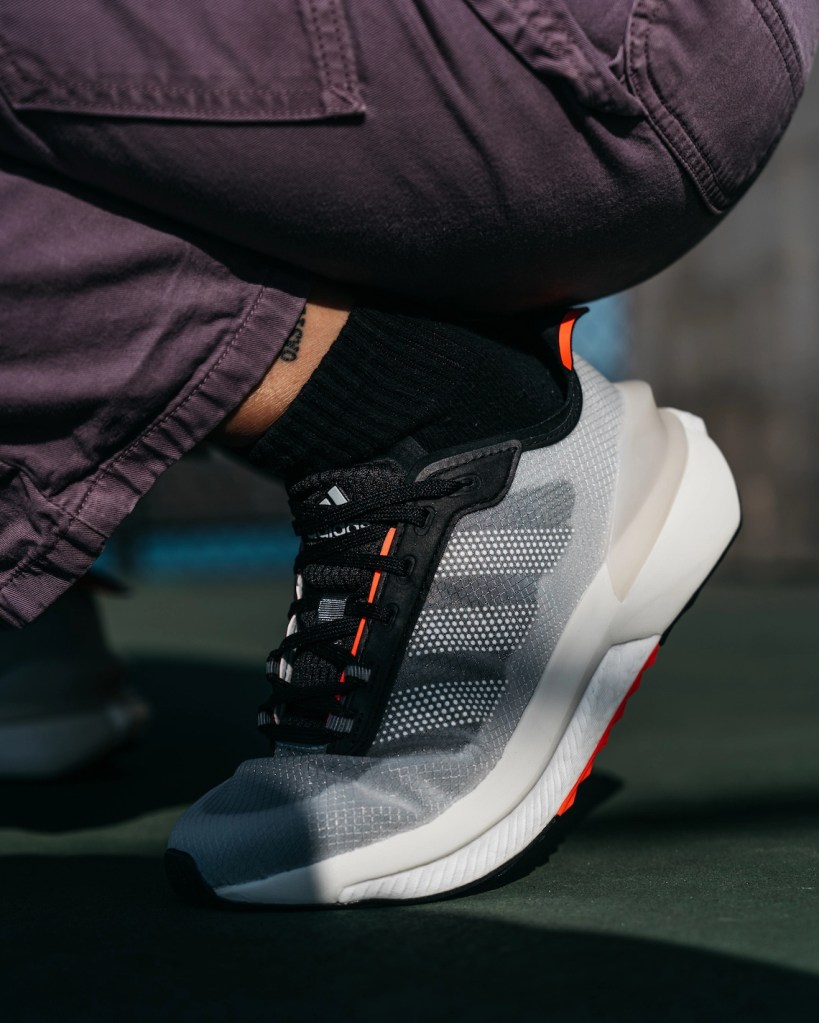 adidas avryn on foot