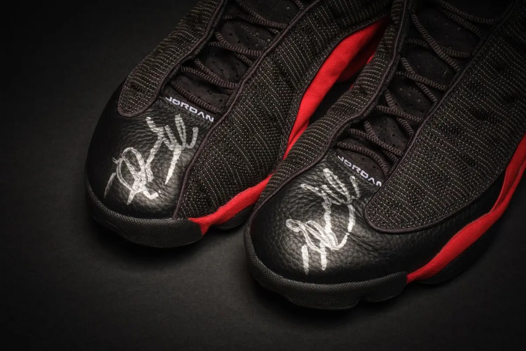 Les Jordan XIII the last dance dédicacées par Michael Jordan