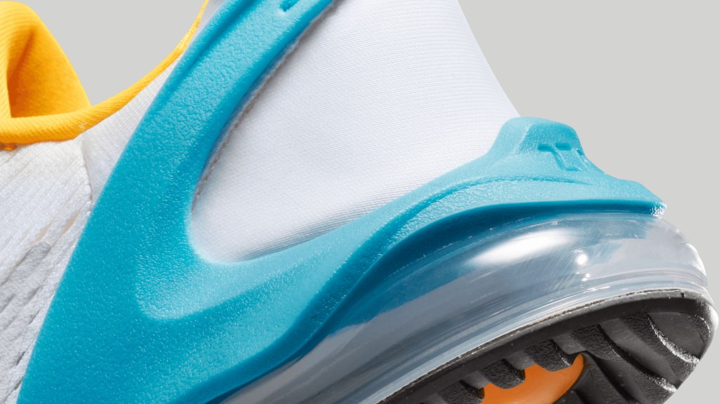 Le talon de la Air Max 270 go