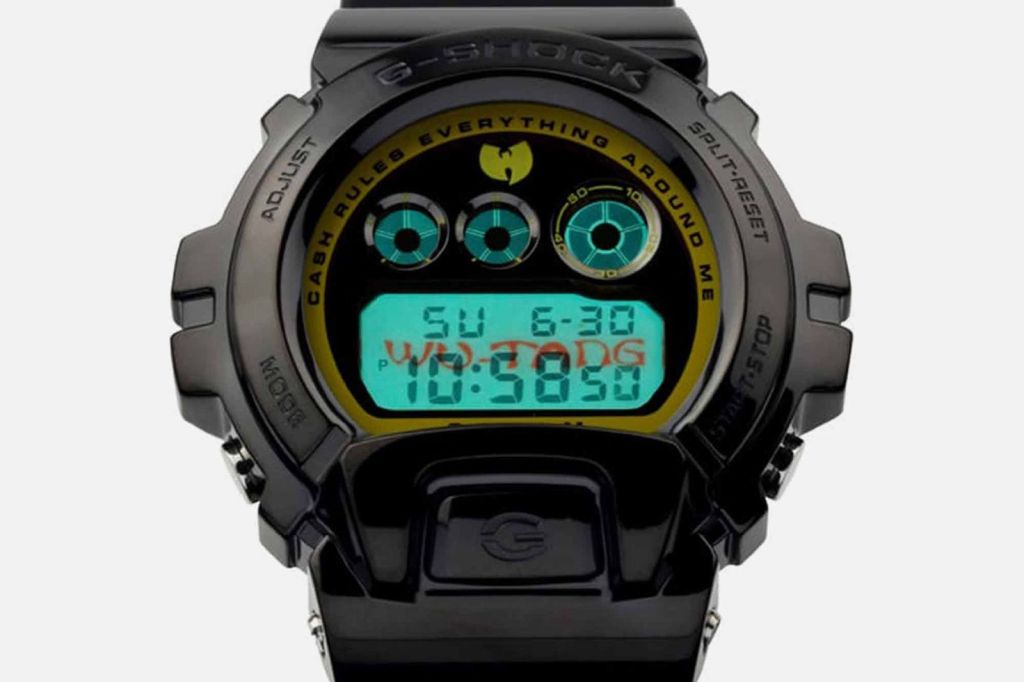 La montre G-Shock Wu-Tang Clan allumée 