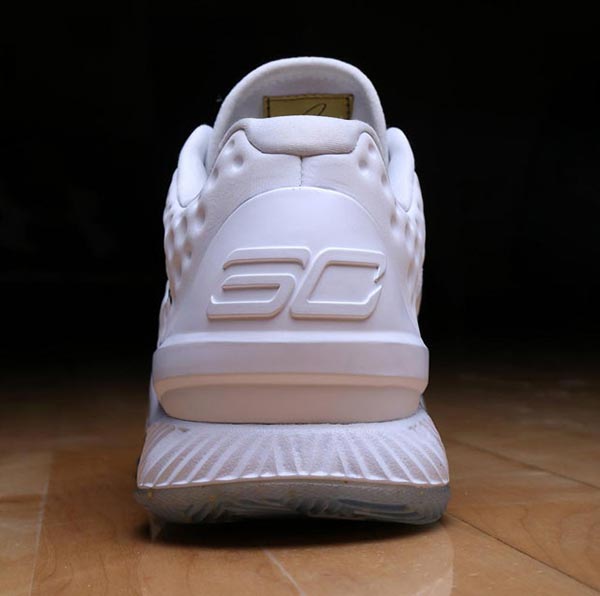 La Stephen Curry under armour mvp 2015