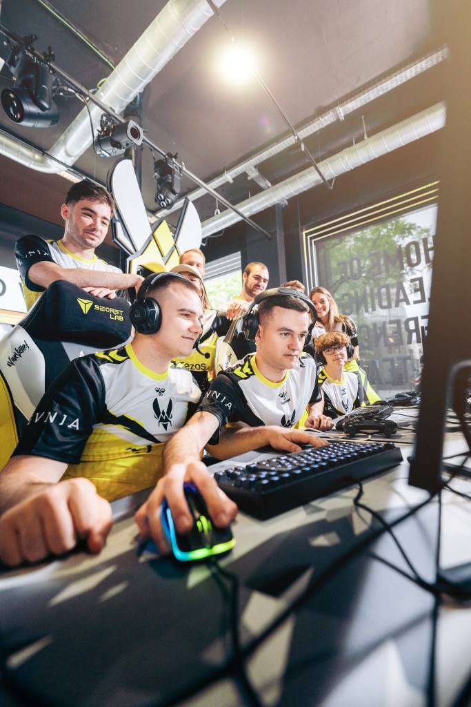 Les 10 ans de Team Vitality avec Hummel