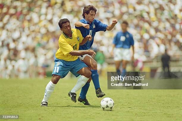 Demetrio Albertini et ses crampons lotto avec l'Italie lors de la Coupe du Monde 1994