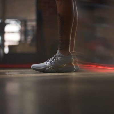 Les adidas Patrick Mahomes 2