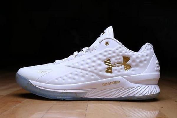 les Under Armour Stephen Curry
