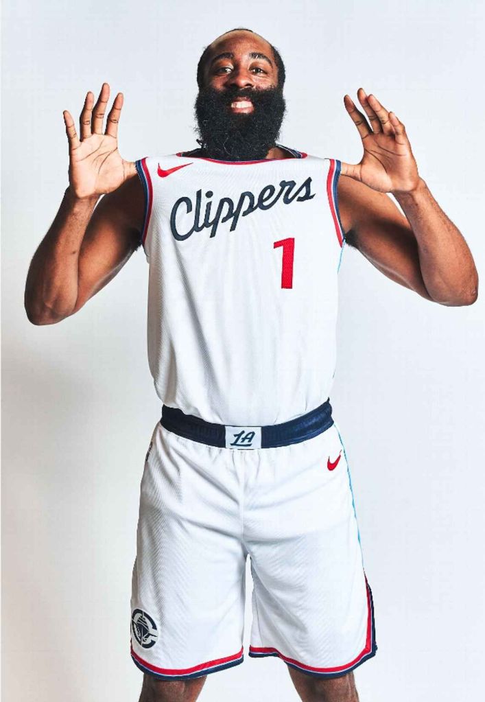 James Harden et le nouveau maillot blanc des Clippers