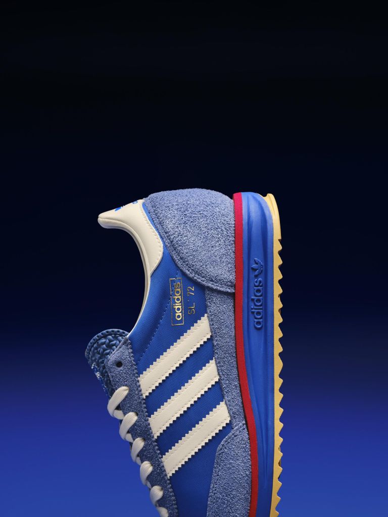 La adidas SL72