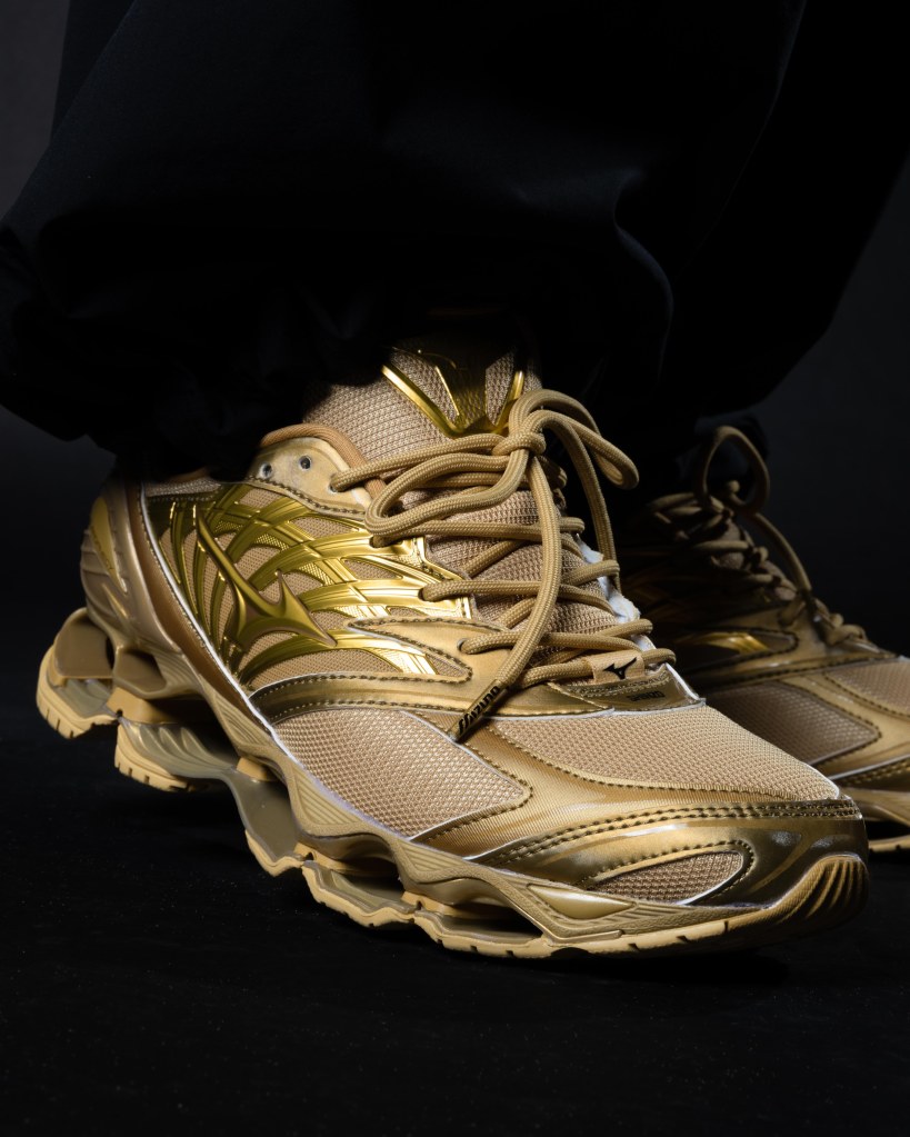 Les Mizuno X Shinzo Wave Prophecy LS Only Gold