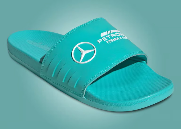 adilette mercedes verte