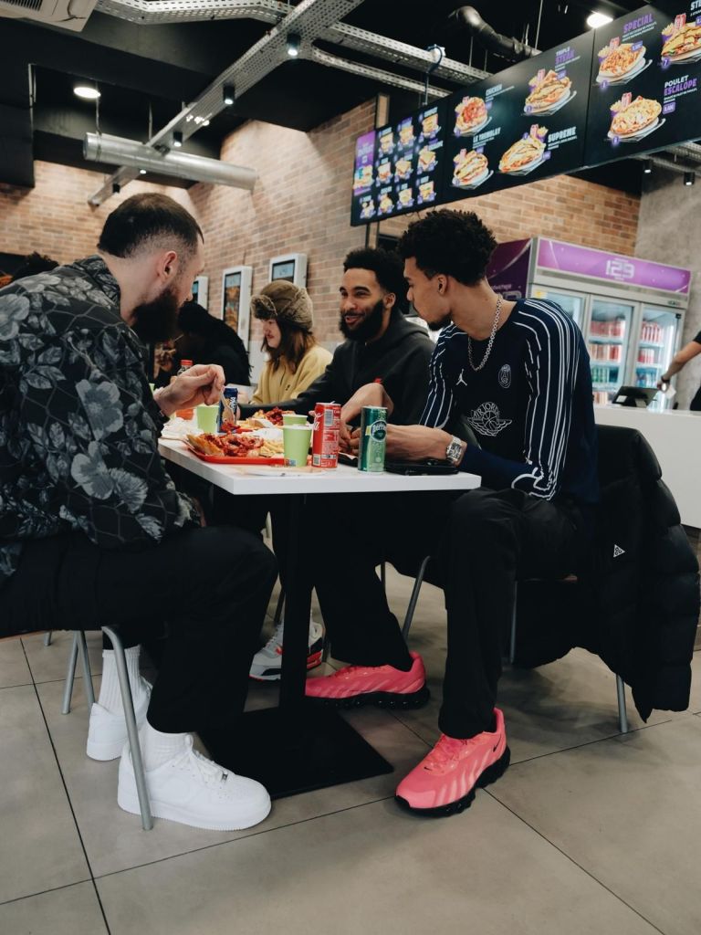 Victor Wenbanyama et les Air Max DN8