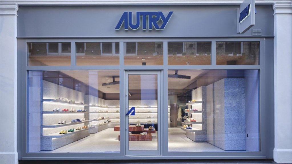 Autry ouvre à Londres