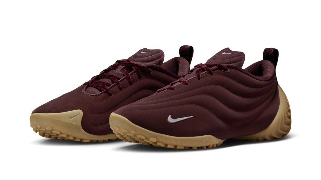 Les Nike Astra Ultra, un modèle conçu par l'IA