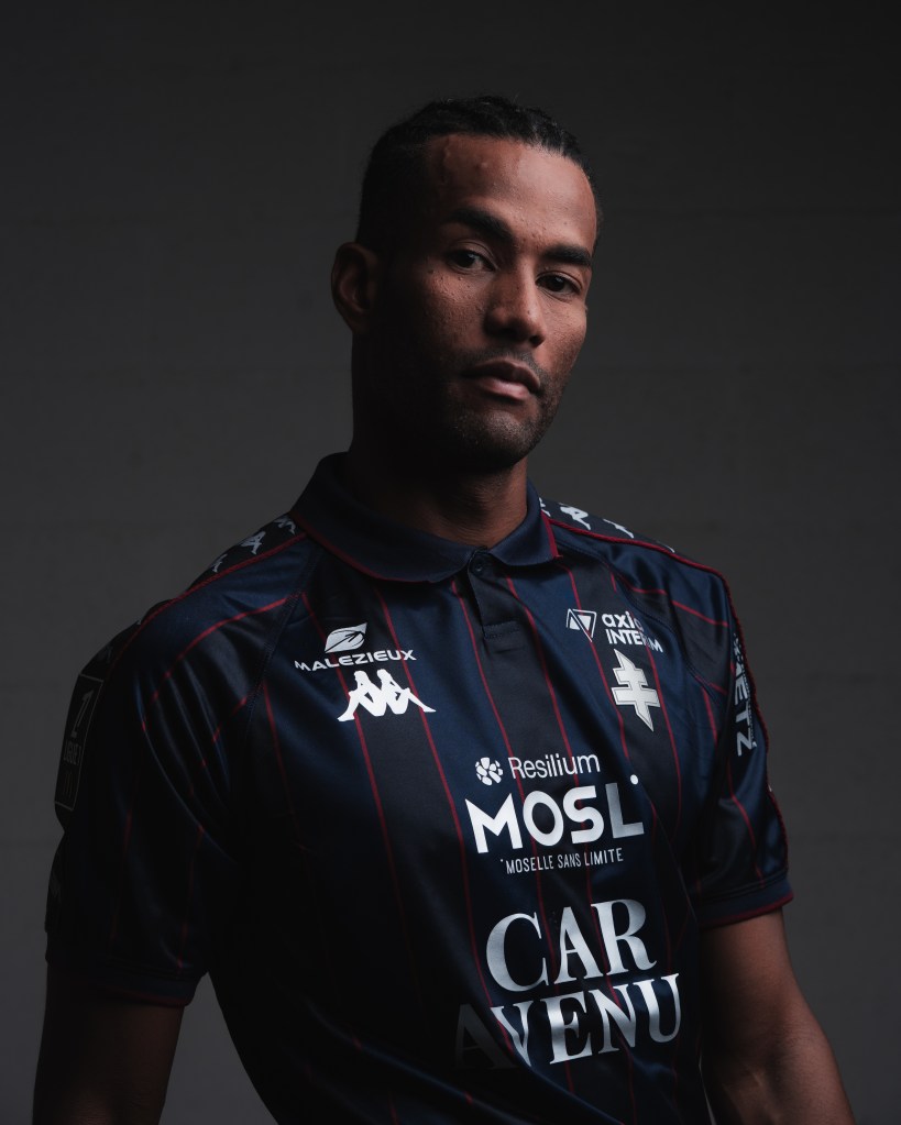 le maillot third du FC Metz par Kappa