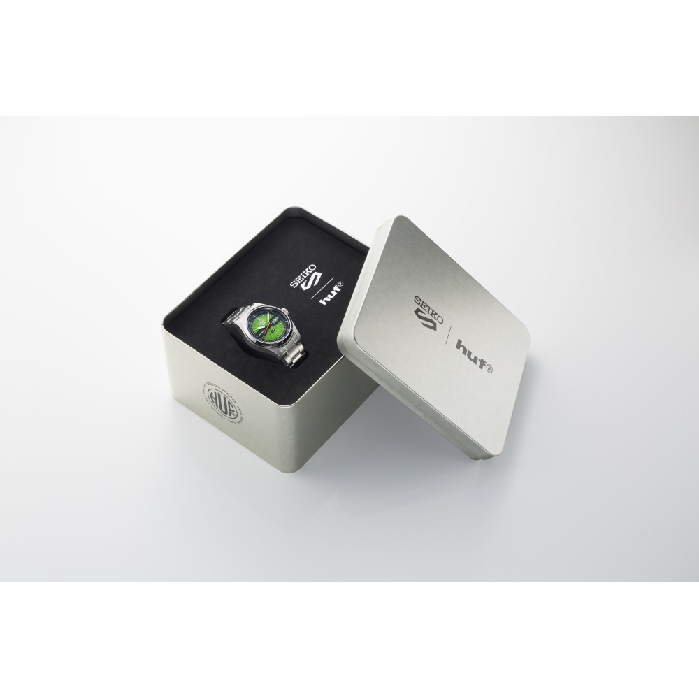 la montre Seiko 5 Sport X Huf, une collab à retrouver chez Emile Léon