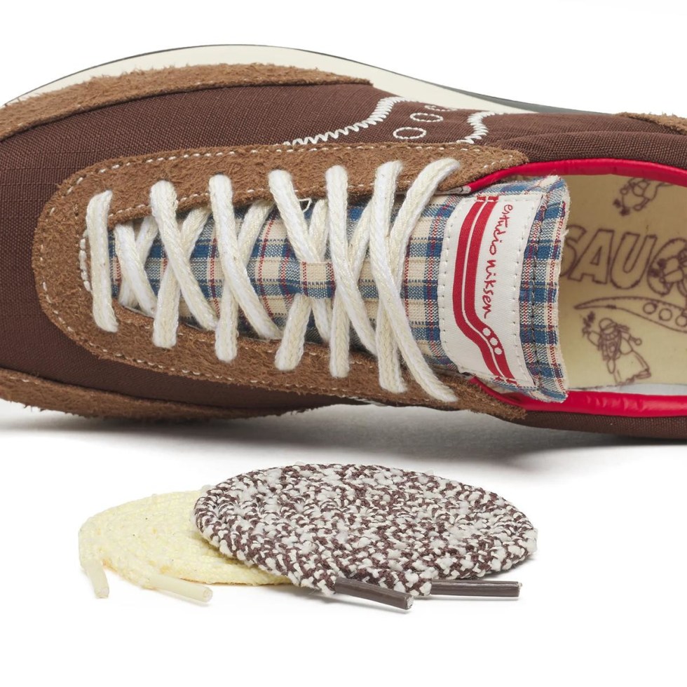 La Trainer 80 par Saucony et Estudio Niksen