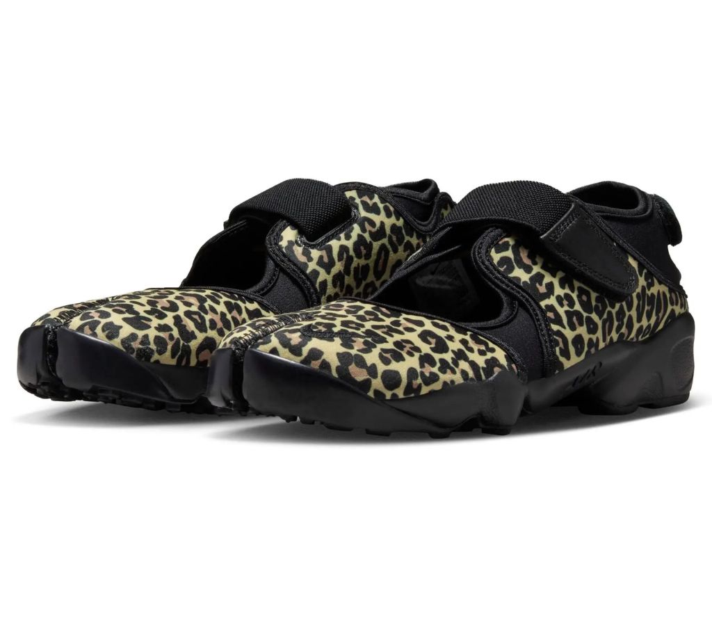 les nike air rift leopard