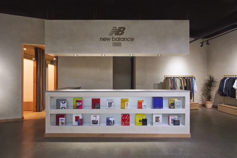 le shop-inshop New Balance chez KITH