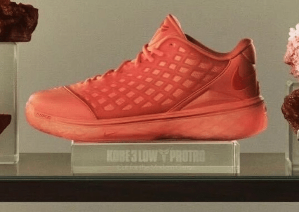 Les Kobe 3 Atomic Pink