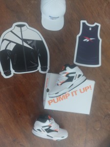 Le contenu d'une boule Zuru reebok